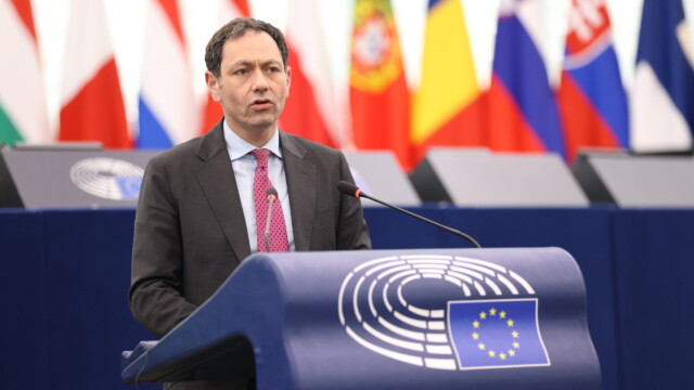 Plenaria - Finanziare le priorità dell’UE in modo sostenibile, prevedibile e resiliente attraverso una nuova risorsa propria dell’UE proveniente dal settore dei servizi di gioco d’azzardo e scommesse online